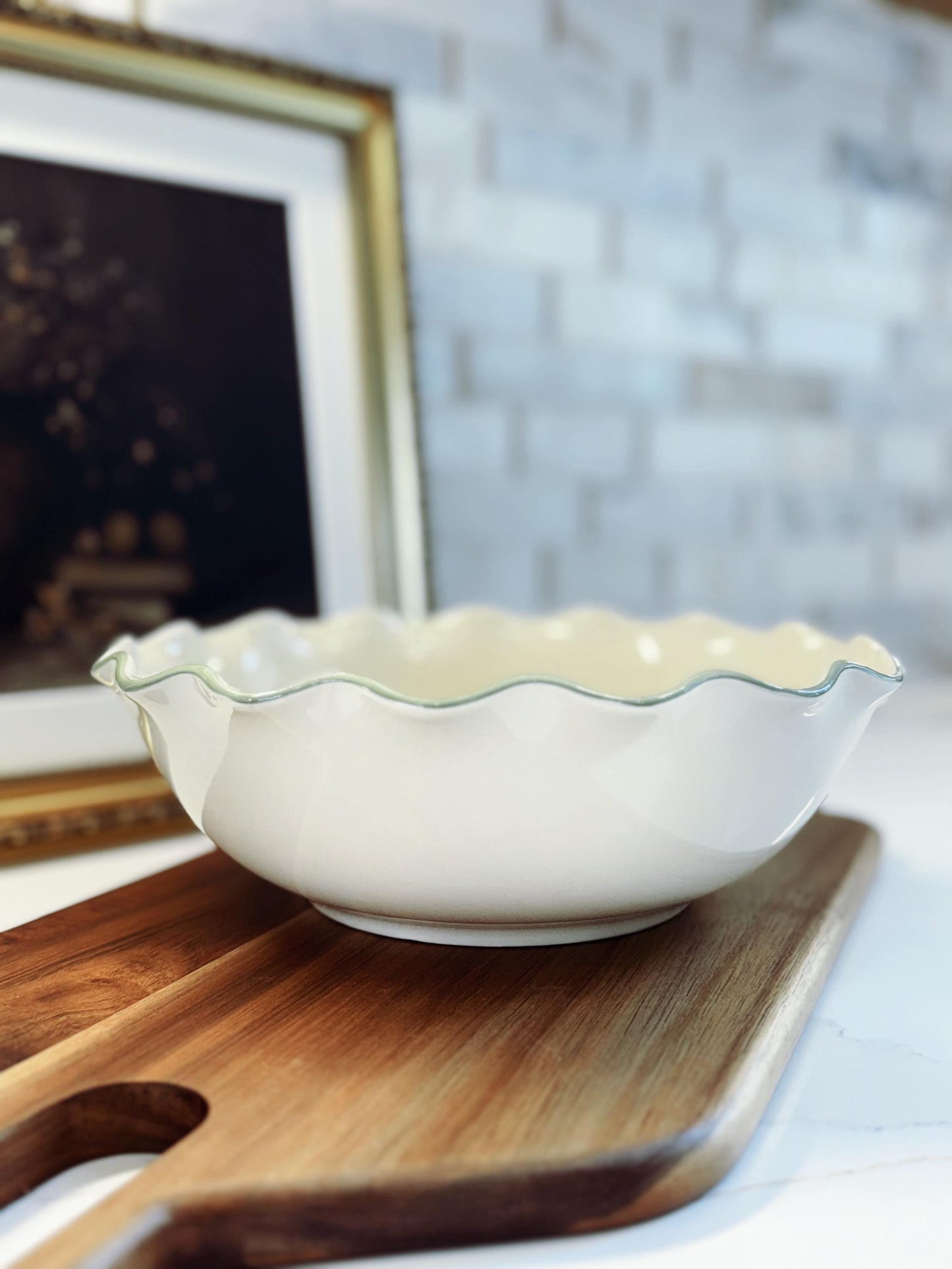 Pfaltzgraff Garden Party fluted edge serving bowl