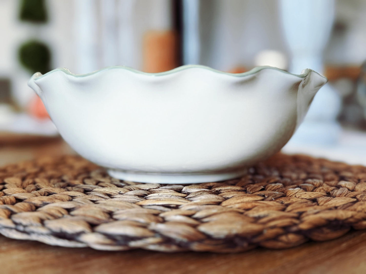 Pfaltzgraff Garden Party fluted edge serving bowl