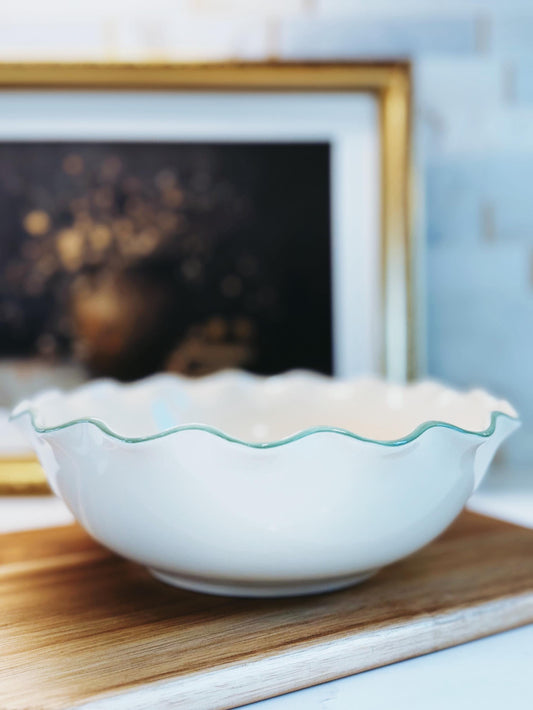 Pfaltzgraff Garden Party fluted edge serving bowl